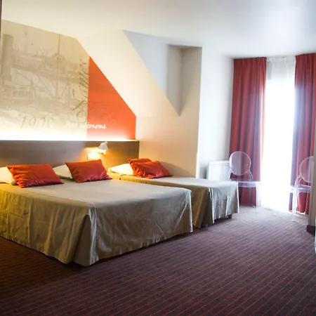 Billie - Reopening Summer 2024