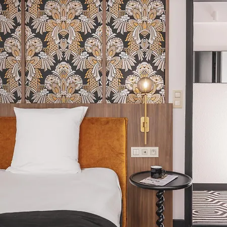 Billie - Reopening Summer 2024 Hotel 3*