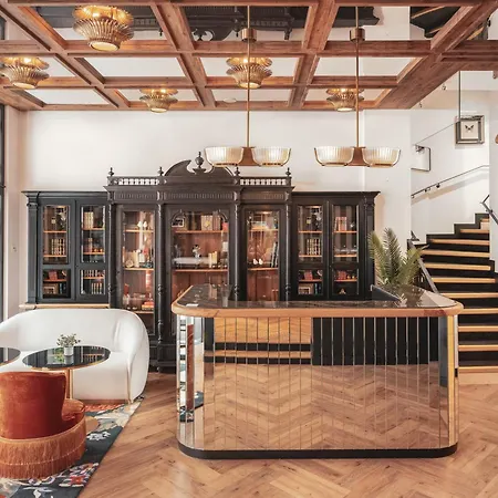 Billie - Reopening Summer 2024 Hotel Nantes