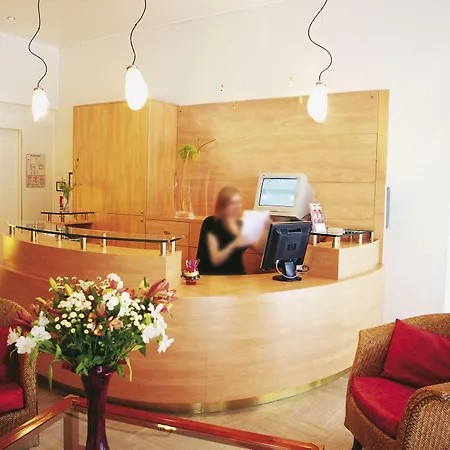 Billie - Reopening Summer 2024 Otel 3*