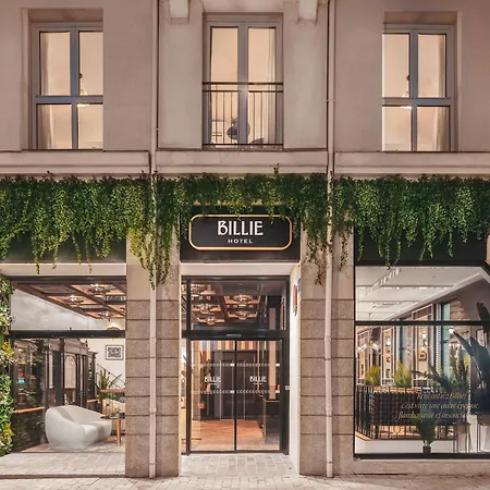 Billie - Reopening Summer 2024 3*