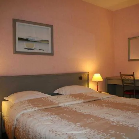 Billie - Reopening Summer 2024 Hotel