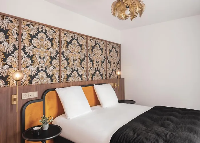 Billie - Reopening Summer 2024 3*