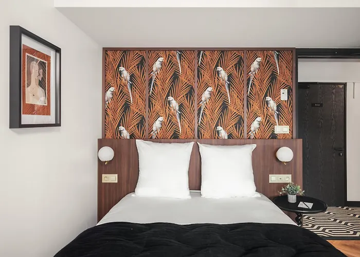 Billie - Reopening Summer 2024 Hotel 3*