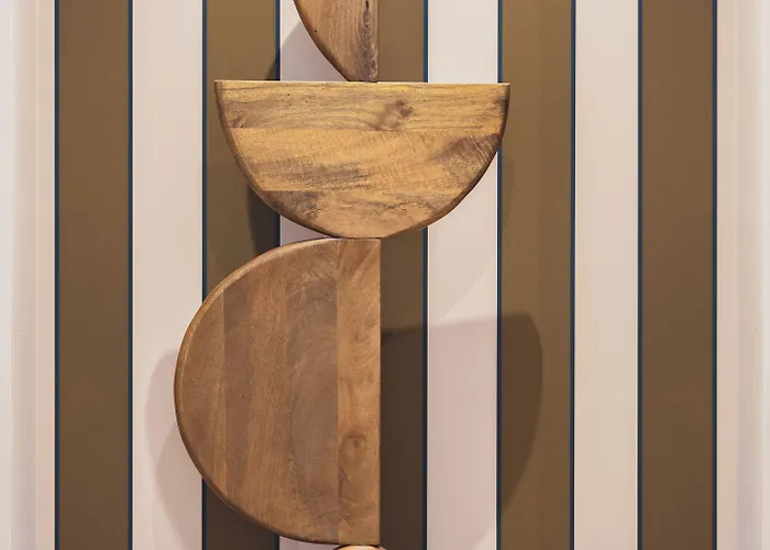 Billie - Reopening Summer 2024 3*