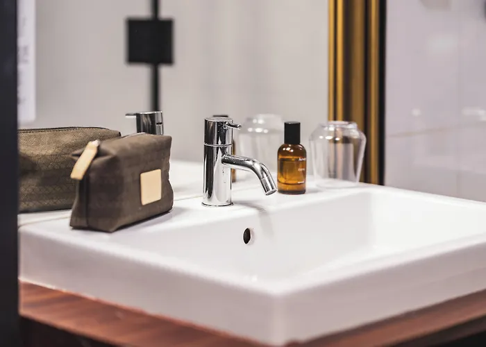 Billie - Reopening Summer 2024 Nantes